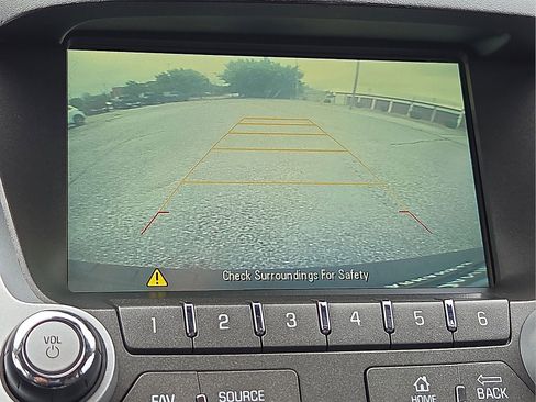 Used 2015 GMC Terrain SLE FWD image 16