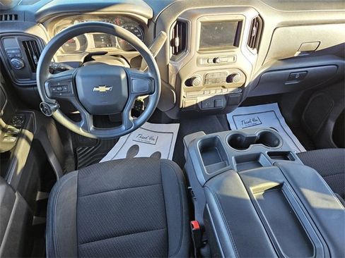 Used 2020 Chevrolet Silverado 1500 Custom w/ Custom Value Package image 7