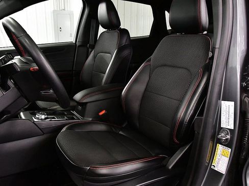 Used 2024 Ford Escape ST-Line w/ Tech Pack #1 image 30