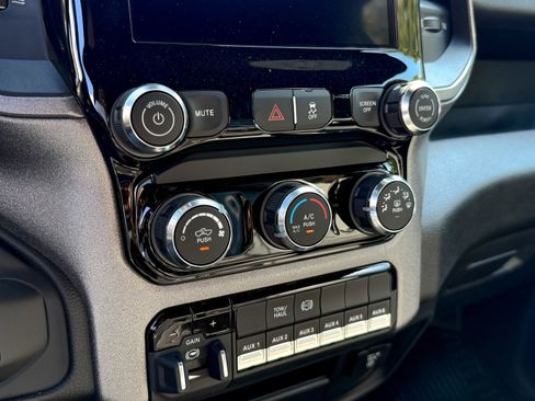 New 2025 RAM 2500 Tradesman w/ Chrome Appearance Group image 19