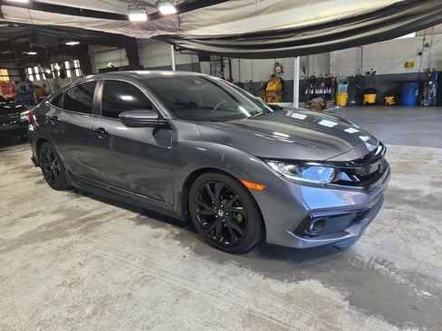 Used 2021 Honda Civic Sport image 2