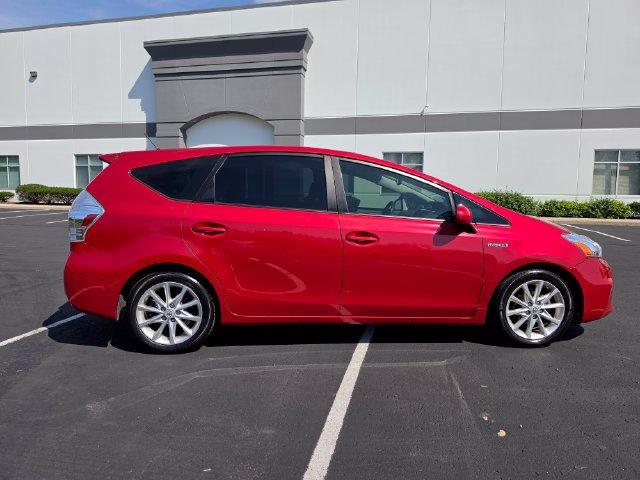 Used 2012 Toyota Prius V Five FWD image 5