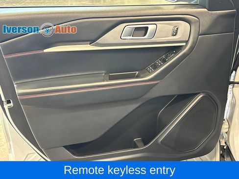 Used 2026 Ford Explorer ST-Line AWD/4WD image 15