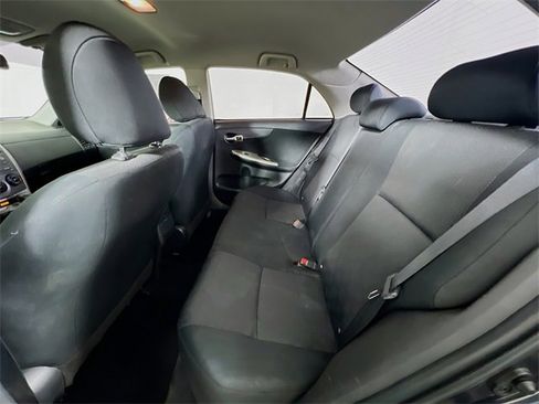 Used 2010 Toyota Corolla S image 20