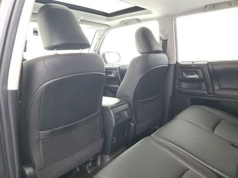 Used 2018 Toyota 4Runner TRD Off-Road Premium image 13