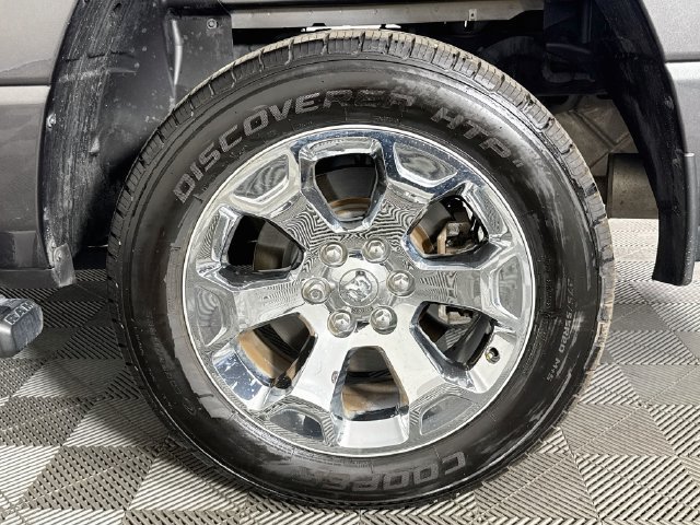 Used 2019 RAM 1500 Big Horn RWD image 34