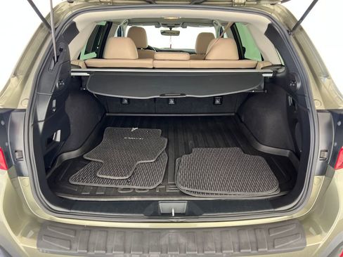 Used 2019 Subaru Outback 2.5i Limited AWD/4WD image 25
