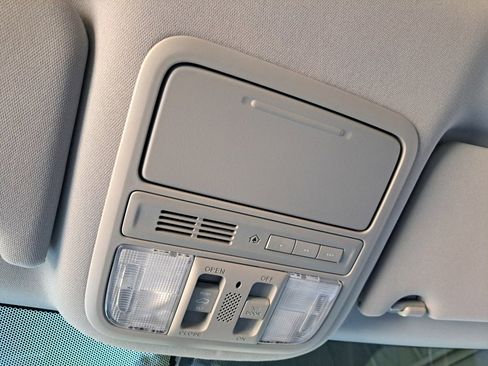 Used 2018 Honda Pilot EX-L image 32