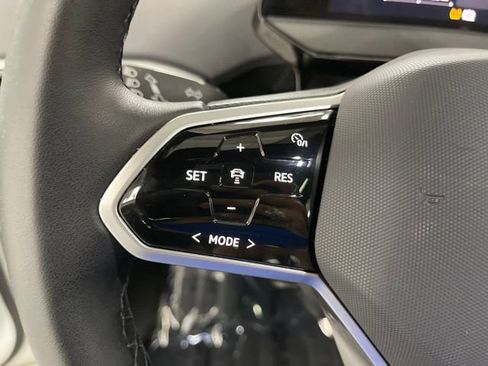 Certified 2023 Volkswagen ID.4 Pro S Plus AWD/4WD image 17
