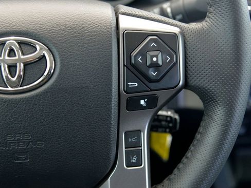 Used 2022 Toyota Tacoma SR5 image 23