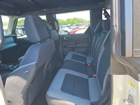 Used 2025 Ford Bronco 4-Door AWD/4WD image 8