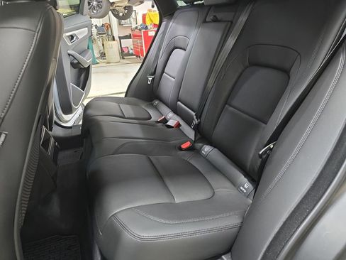 Used 2023 Jaguar F-PACE S image 15