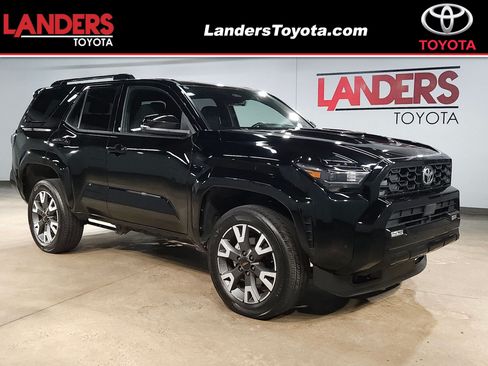 Certified 2025 Toyota 4Runner 4WD image 1