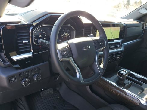 Used 2026 Chevrolet Silverado 1500 LT Trail Boss image 21