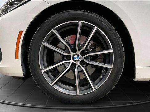 Used 2023 BMW 430i xDrive Convertible w/ Convenience Package image 9