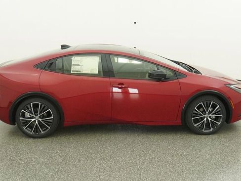 New 2026 Toyota Prius XLE image 11