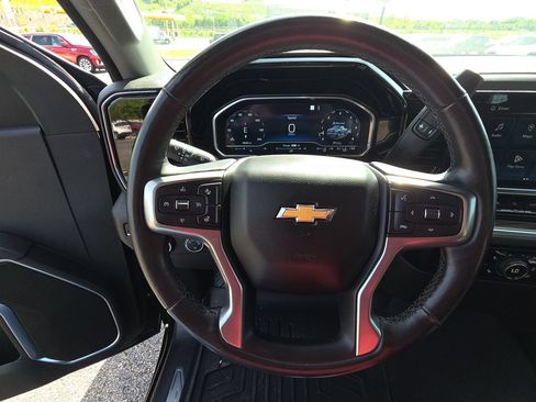 Used 2022 Chevrolet Silverado 1500 LT AWD/4WD image 19