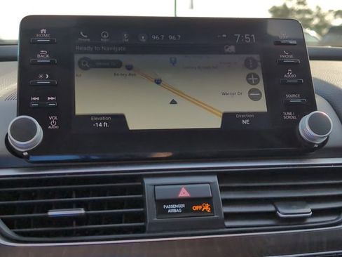 Used 2021 Honda Accord Touring image 17