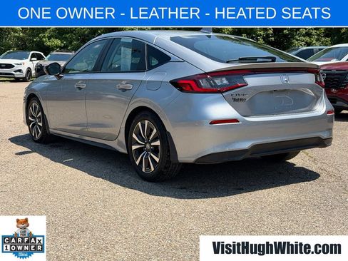 Used 2024 Honda Civic EX-L image 5