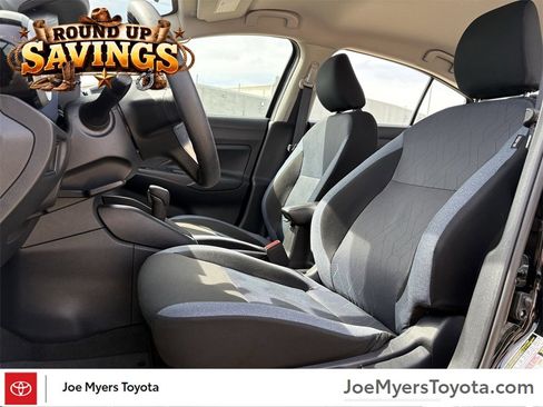 Used 2025 Nissan Versa SV image 25