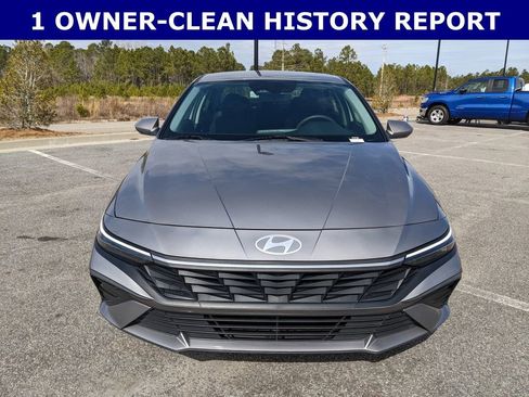 Used 2024 Hyundai Elantra SEL image 8