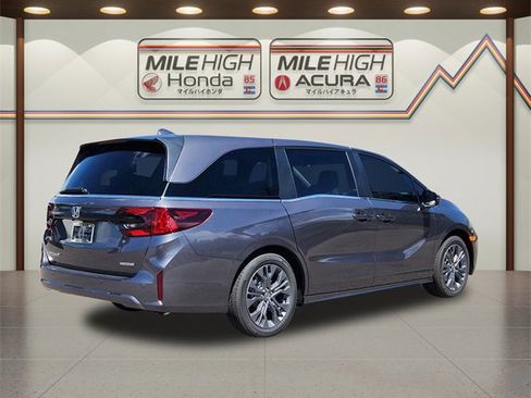 New 2026 Honda Odyssey Touring image 4
