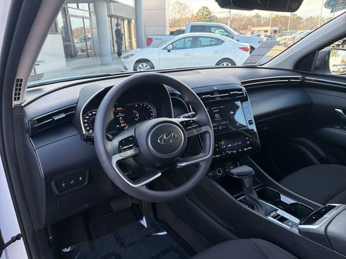 Used 2024 Hyundai Tucson SEL image 17