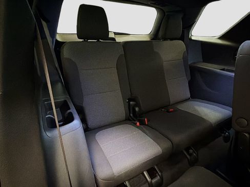 Used 2023 Chevrolet Traverse LT w/ LPO, Floor Liner Package AWD/4WD image 27