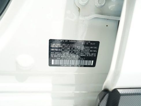 Certified 2023 Subaru Forester Limited AWD/4WD image 38