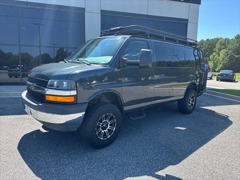 Used 2017 Chevrolet Express 3500 LT w/ LT Preferred Equipment Group RWD image 1