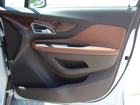 Used 2014 Buick Encore Leather AWD/4WD image 24