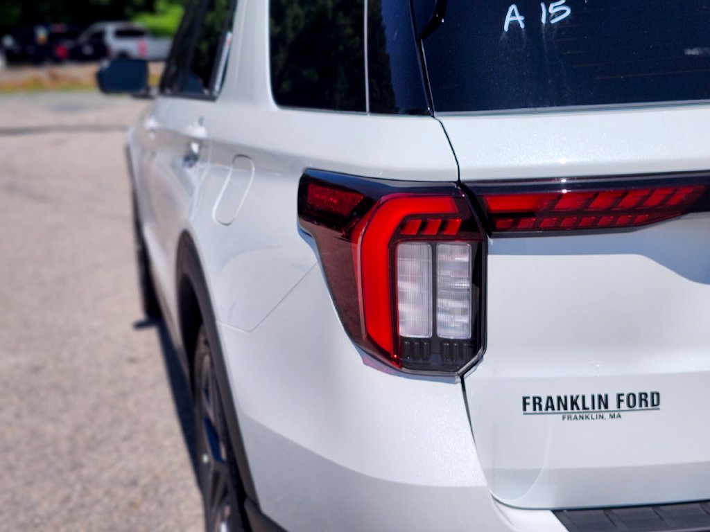 New 2026 Ford Explorer ST w/ Sun And Sound Package AWD/4WD image 9