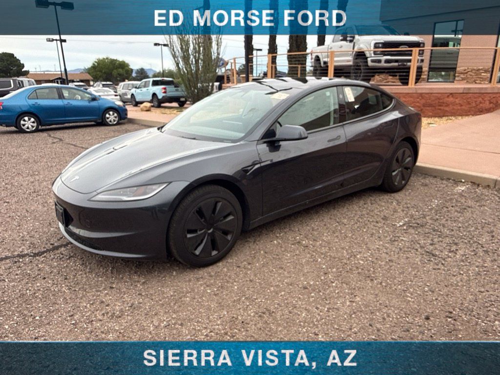 Used 2025 Tesla Model 3 RWD image 1