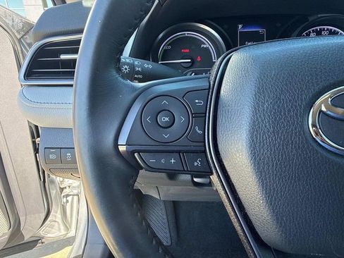 Used 2021 Toyota Camry SE FWD image 29