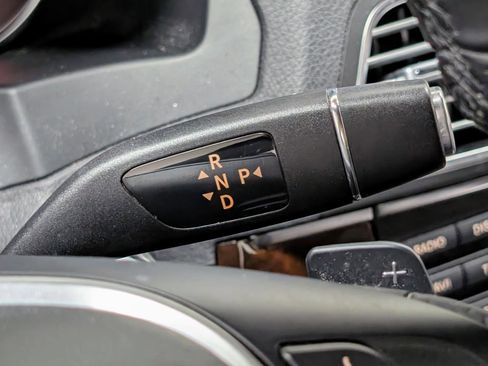 Used 2014 Mercedes-Benz E 350 4MATIC Coupe image 26