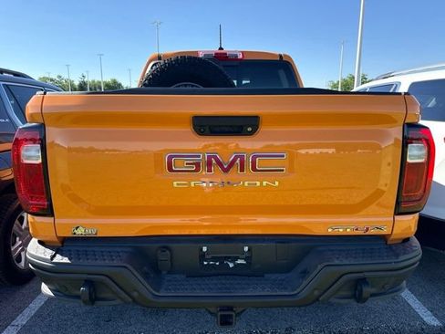 Used 2026 GMC Canyon AT4X w/ AT4X AEV Edition AWD/4WD image 4
