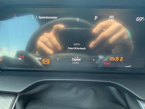 New 2026 Jeep Grand Cherokee L Limited AWD/4WD image 22