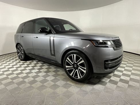 Certified 2023 Land Rover Range Rover SE image 6