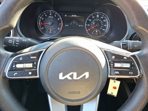 Used 2023 Kia Forte LXS image 19