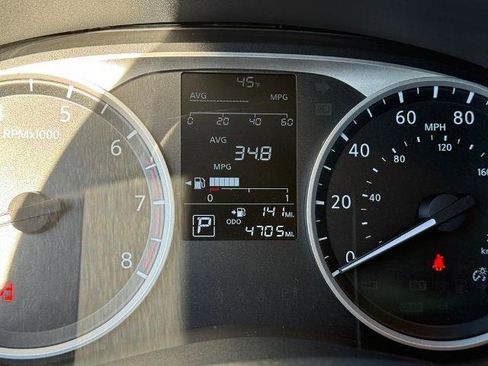 Certified 2025 Nissan Versa S w/ Trunk Package image 28