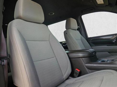 Used 2022 GMC Yukon XL SLE RWD image 19