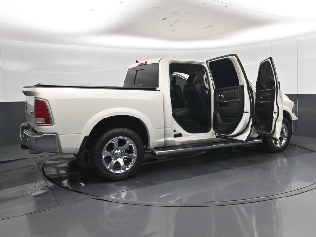 Used 2018 RAM 1500 Laramie w/ Convenience Group AWD/4WD image 58