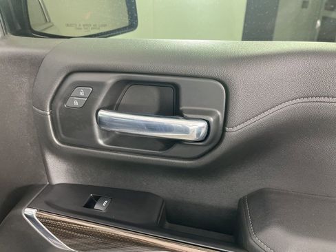 Used 2020 Chevrolet Silverado 1500 LT image 18