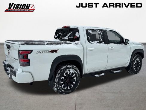 Used 2022 Nissan Frontier PRO-4X image 5