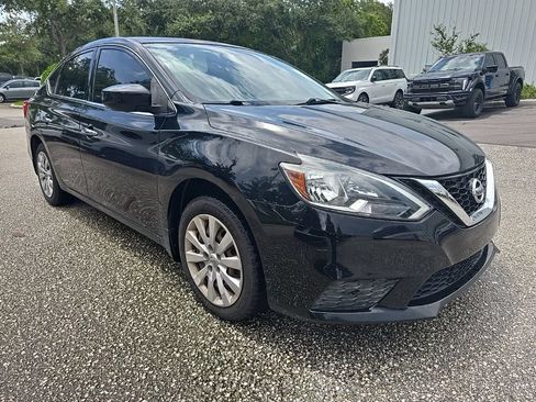 Used 2019 Nissan Sentra S FWD image 2
