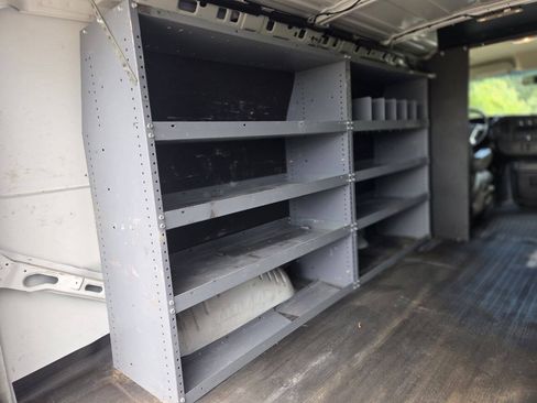Used 2019 GMC Savana 2500 RWD image 15