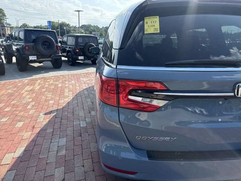 Used 2024 Honda Odyssey Elite image 10