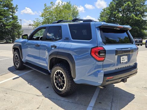 Used 2025 Toyota 4Runner TRD Off-Road AWD/4WD image 7