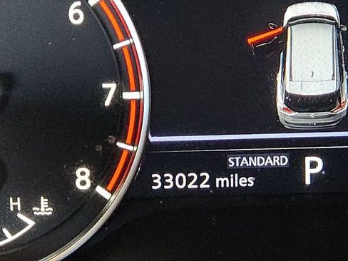 Used 2023 Nissan Rogue SL w/ SL Premium Package image 15