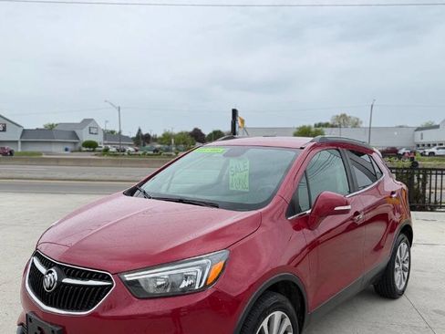 Used 2019 Buick Encore Preferred AWD/4WD image 3